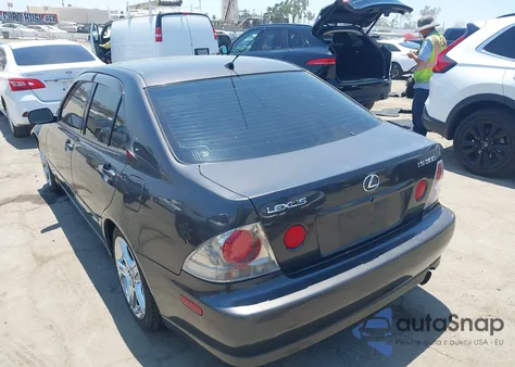 2001 Lexus Is 300 z USA, uszkodzony, nr VIN JTHBD182710019413